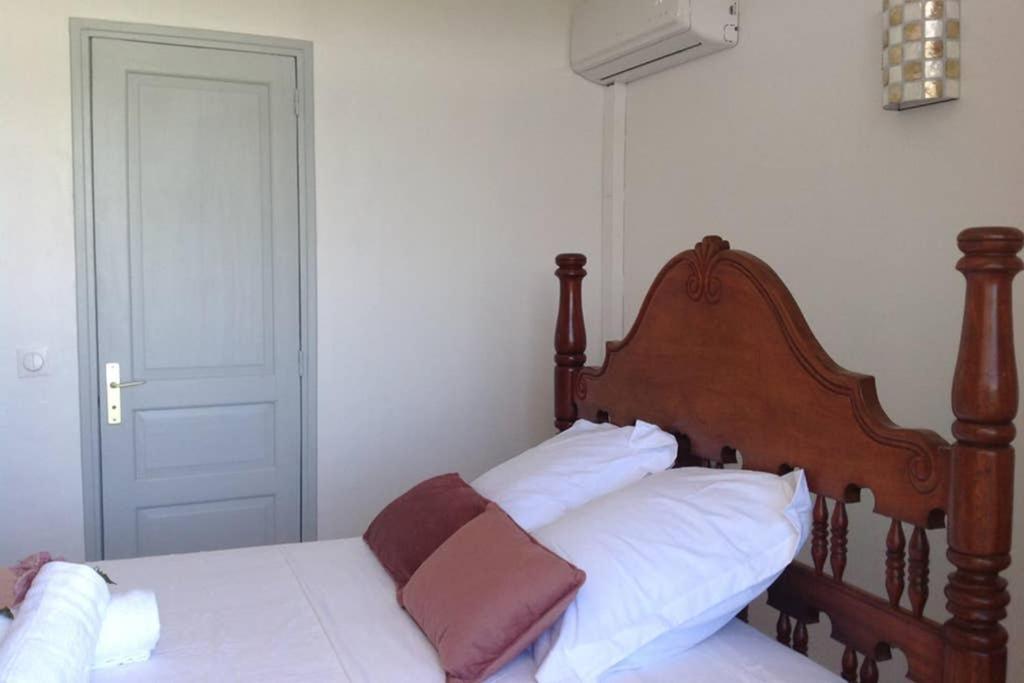Le Domaine De Boisvin Villa Sainte-Anne  Ngoại thất bức ảnh