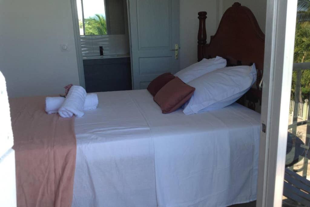 Le Domaine De Boisvin Villa Sainte-Anne  Ngoại thất bức ảnh